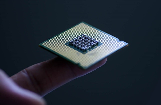 崇达技术子公司出手拟投资10亿元“抢滩”端侧IC封装载板